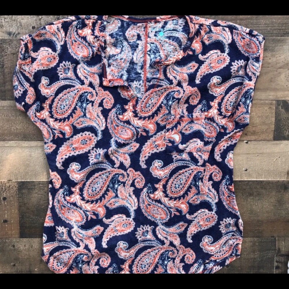 FREE 🆓 With Purchase Paisley Tee Shirt